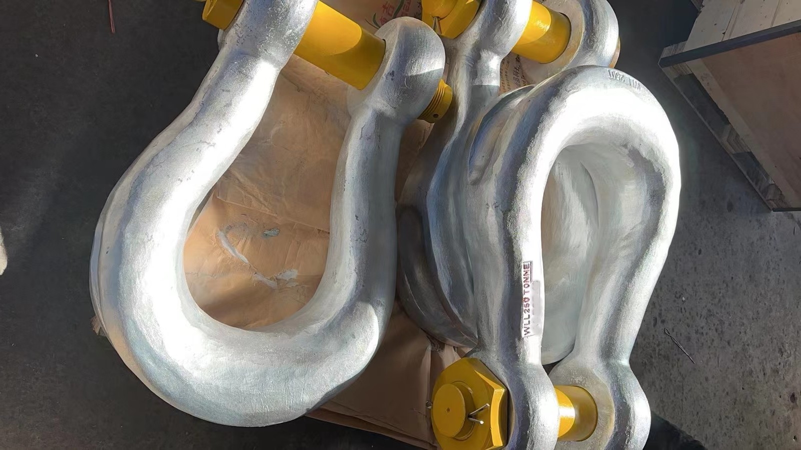 Details of US shackles. What do we need to know before purchasing?